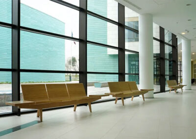 mobiliario-oficina-espera-bancadas-trienal