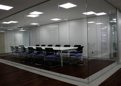 mobiliario-oficina-mamparas-divisorias